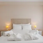 White Charm By The Sea *