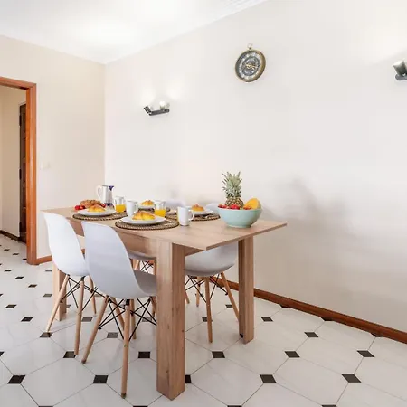 Appartement White Charm By The Sea