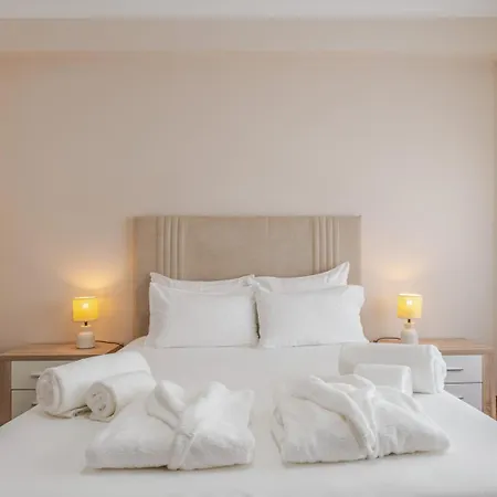 White Charm By The Sea *