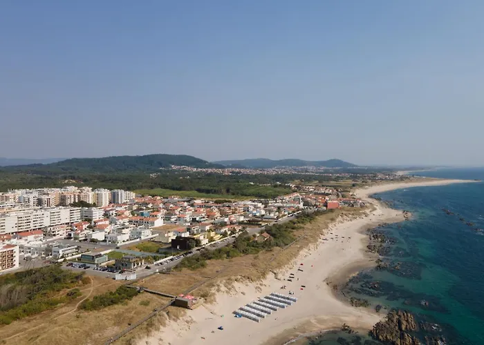 White Charm By The Sea Apartamento *